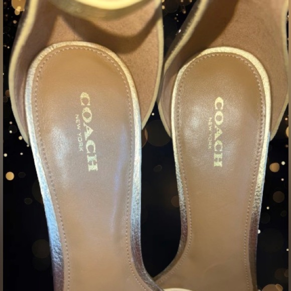 NWOT, Coach “May” Metallic Gold, Polished Pebble leather Shoe/Sandal sz 10 B - Picture 6 of 7